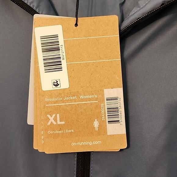 NEW On Insulator Water Repellent Hooded Jacket - Picture 12 of 14